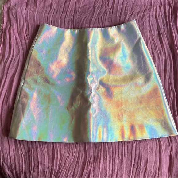 Holographic Skirt - Picture 1 of 9
